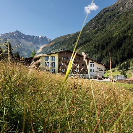 Hotel Sonnblick Sankt Leonhard im Pitztal Kültér fotó