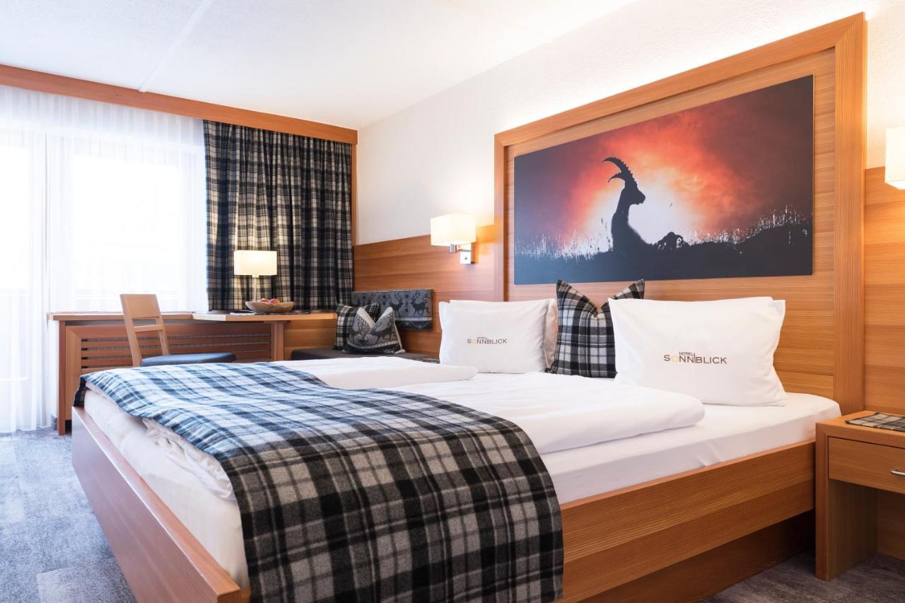 Hotel Sonnblick Sankt Leonhard im Pitztal Kültér fotó