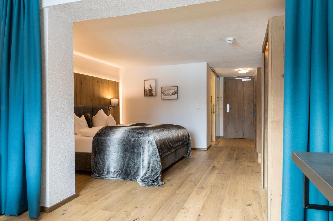 Hotel Sonnblick Sankt Leonhard im Pitztal Kültér fotó